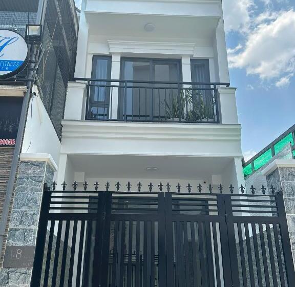 Kōzē Mini Apartment