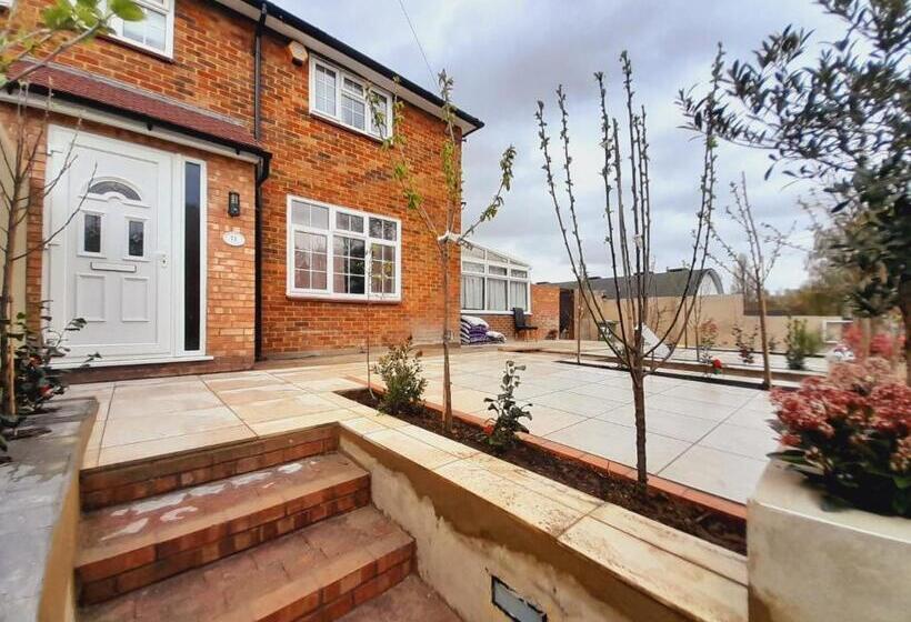 モーテル Modern Bromley House In London Br5