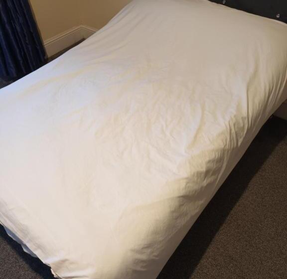 Пансион 29 Ansell Road Sw17