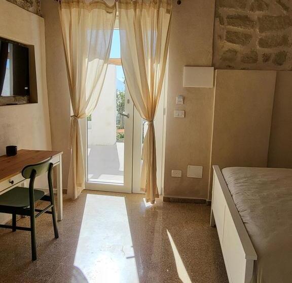 פנסיון Il Panorama Di Ercole