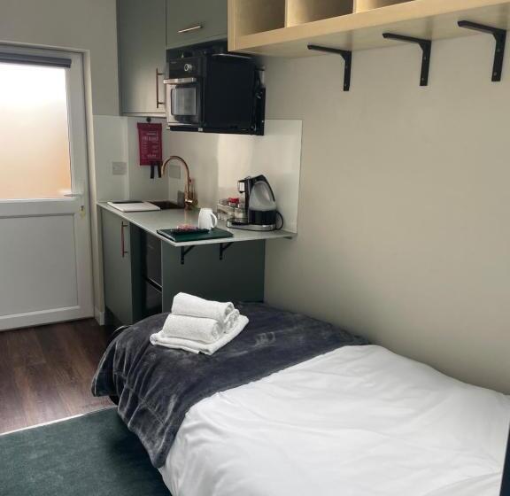 Пансион Anchor Annex