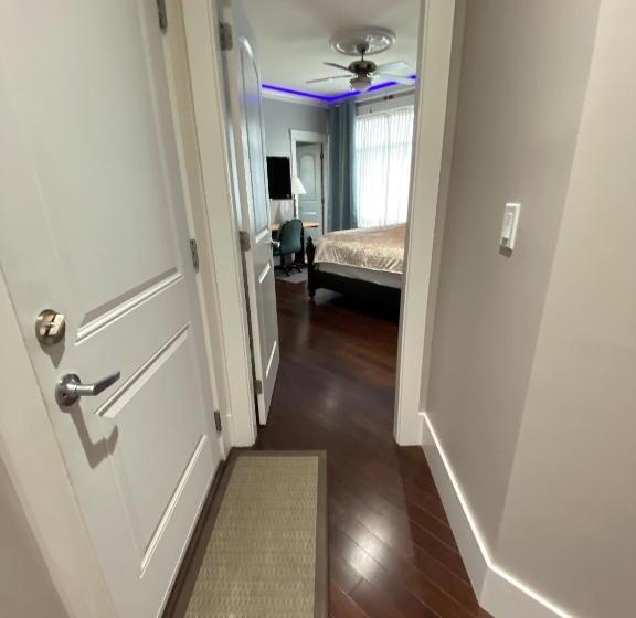 ペンション Comfortable Suite For Guests To Use Independently