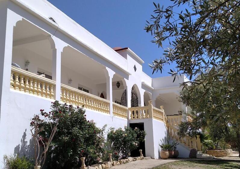 پانسیون Domaine Des Sloughis