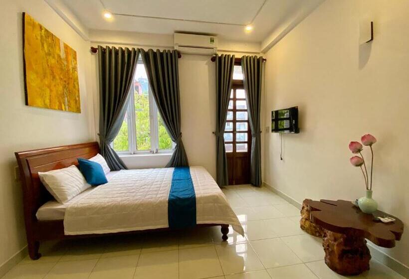 پانسیون Golden Guesthouse