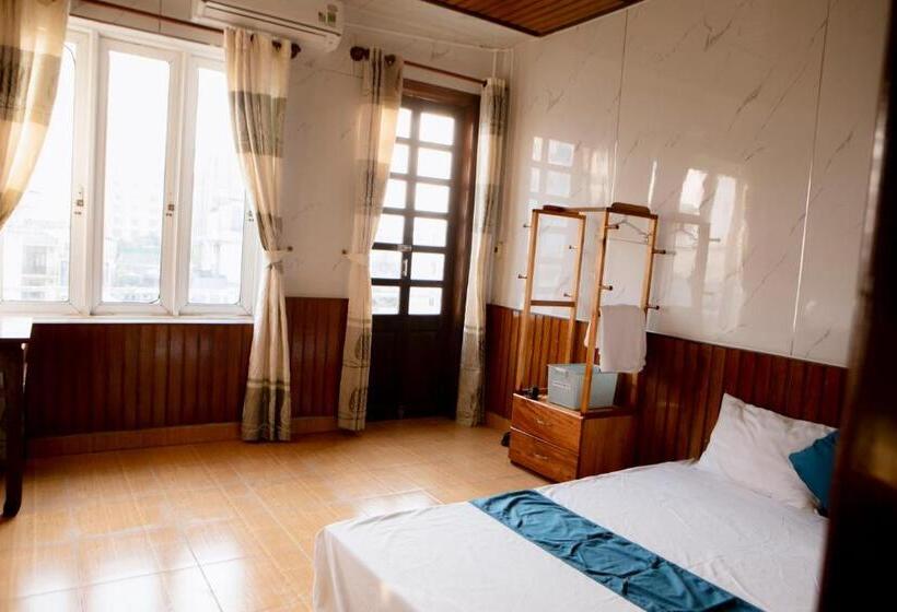 پانسیون Golden Guesthouse