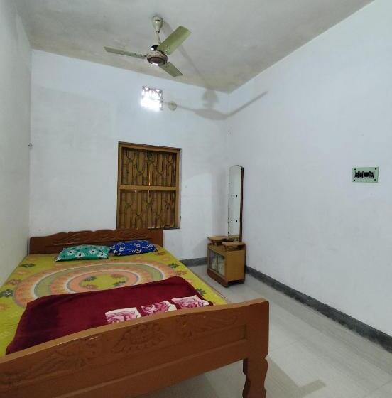 Пансион India Tours Only Maa Tara Guest House