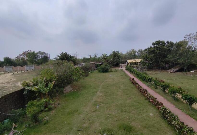 ペンション India Tours Only Maa Tara Guest House