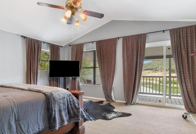 펜션 Indian Springs Lakehouse