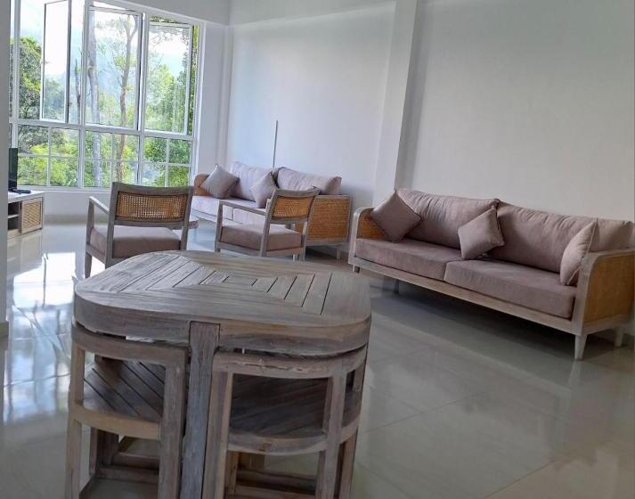 ペンション Ouna Bungalow