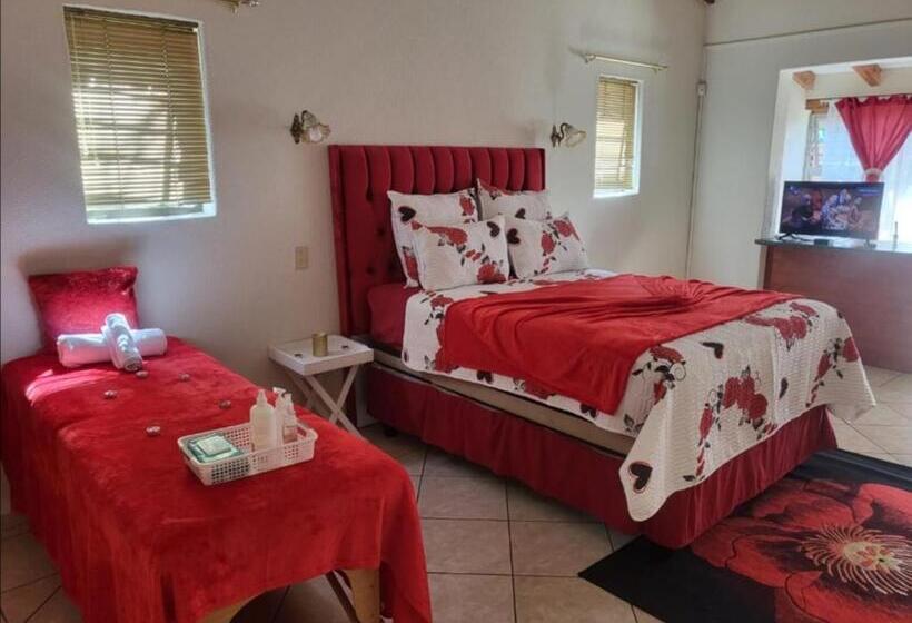 Pension (Hôtel basse catégorie) P&d Guest House & Massage Parlour