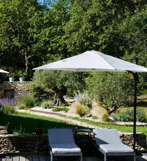 ペンション Pierres Blanches