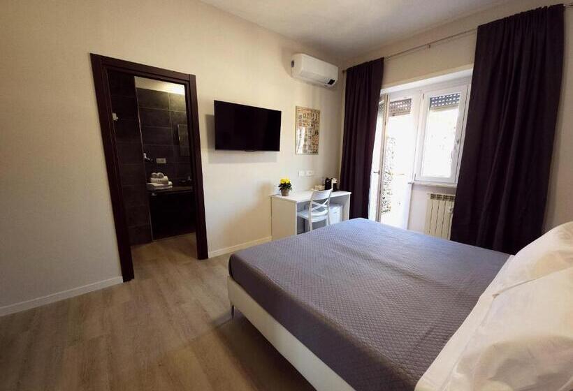 پانسیون Piol Guest House