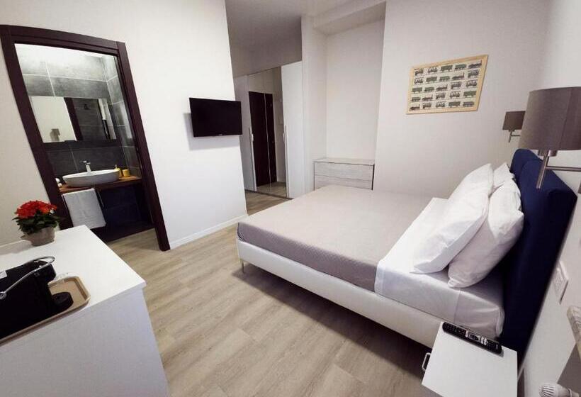 پانسیون Piol Guest House