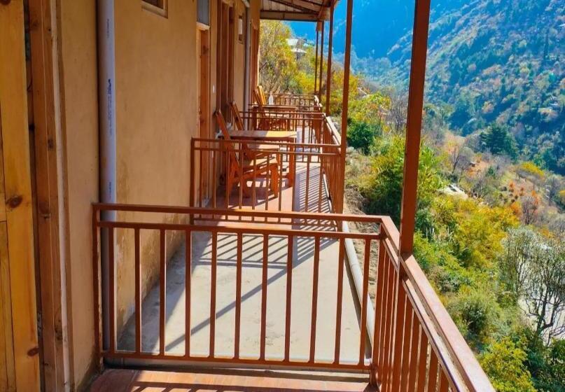 膳宿费 Pyare Café And Cottage Tents