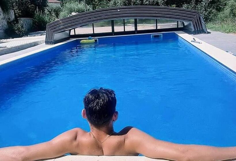 پانسیون Domaine De La Quinta Fenix   Studio Familial Avec Cuisine