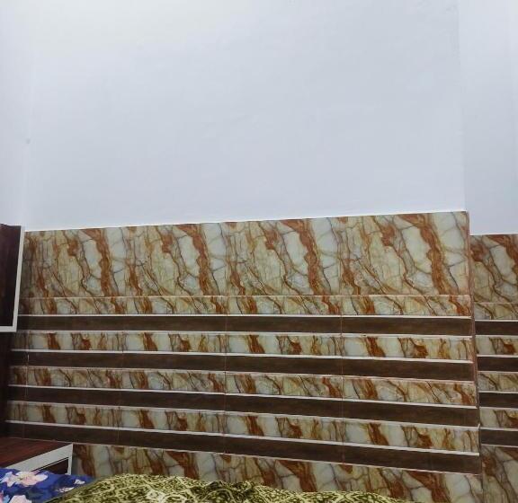 بنسيون Shri Ganesh Seva Sadan