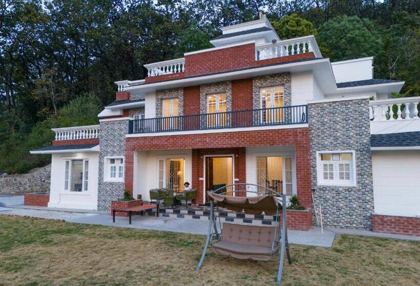 פנסיון The Chirpy Bungalow By Luho Leisure