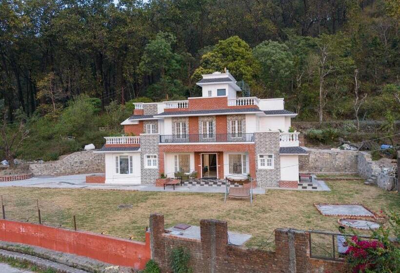 פנסיון The Chirpy Bungalow By Luho Leisure