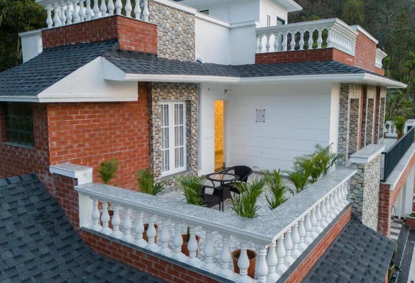 بنسيون The Chirpy Bungalow By Luho Leisure
