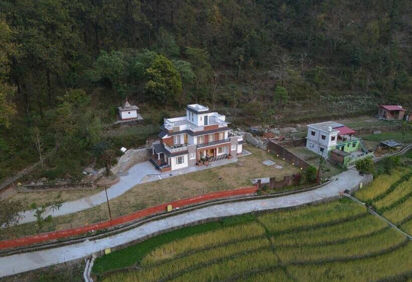 פנסיון The Chirpy Bungalow By Luho Leisure