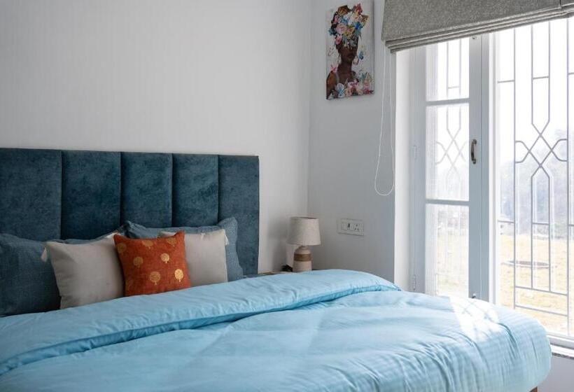 פנסיון The Chirpy Bungalow By Luho Leisure