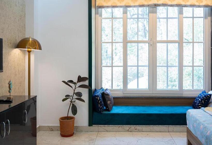 بنسيون The Chirpy Bungalow By Luho Leisure
