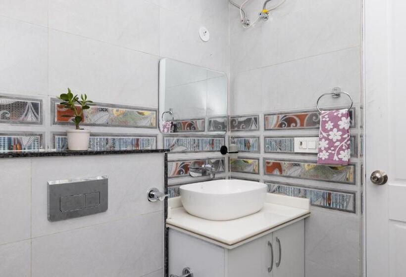 פנסיון The Chirpy Bungalow By Luho Leisure