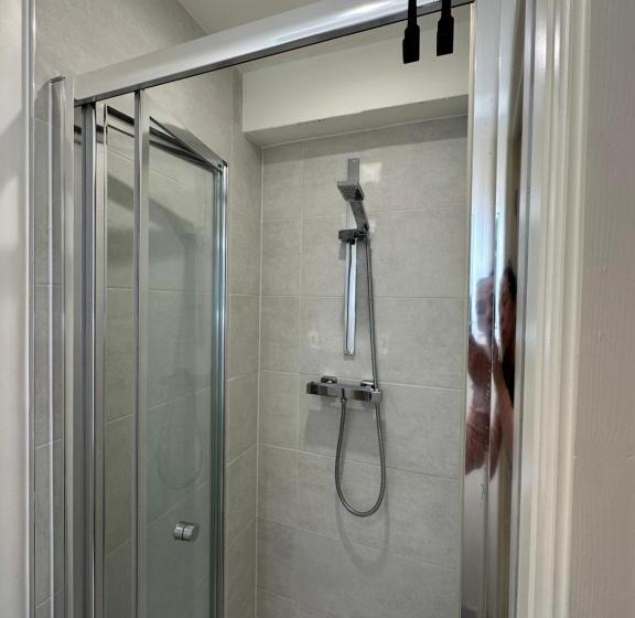 پانسیون Tiny But Private & Best Location