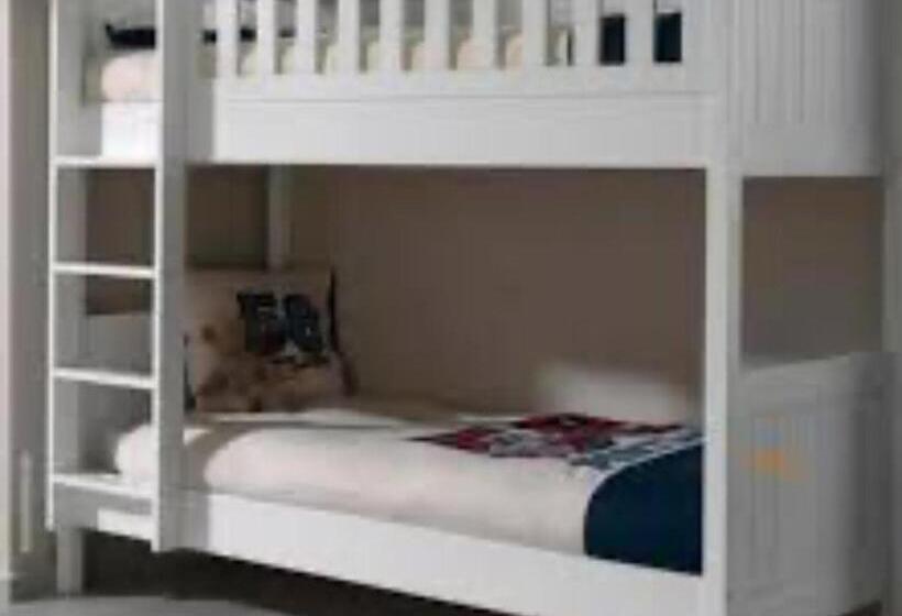 פנסיון Vila Bleta