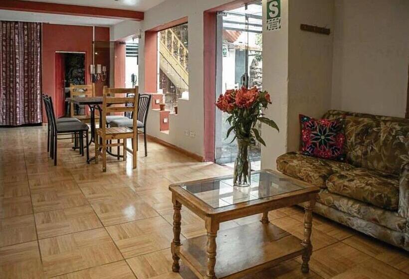 Pensão Warm And Central House With Spectacular View Of Cusco