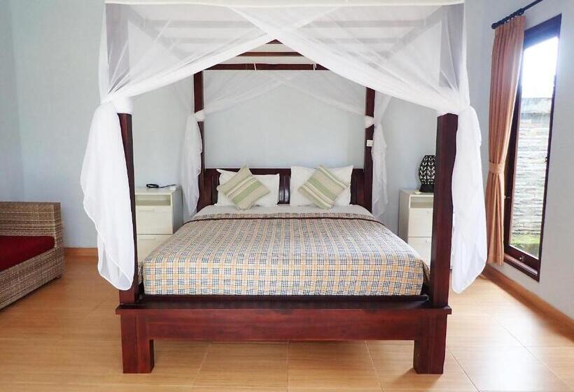 بنسيون Widi Agung Villa   Private Room