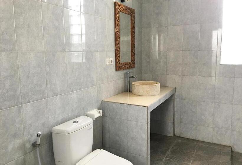 بنسيون Widi Agung Villa   Private Room