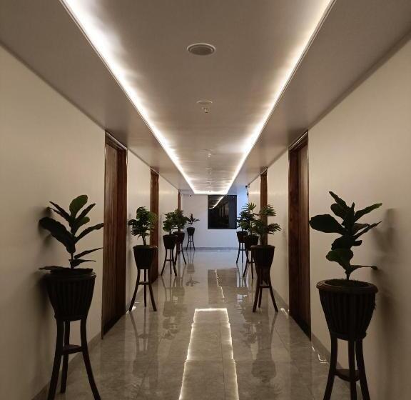 Ram Lee Grand Hotel & Restaurant