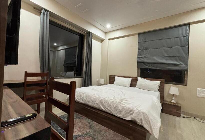 Ram Lee Grand Hotel & Restaurant