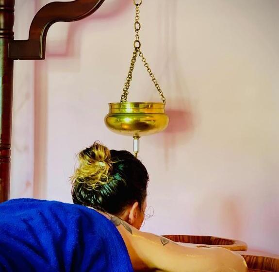 リゾートホテル Ayurgem Ayurveda Yoga And Wellness Retreat Munnar