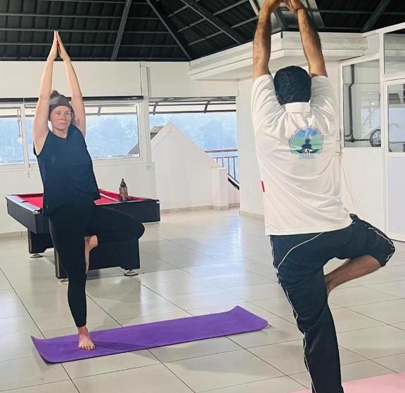 منتجع Ayurgem Ayurveda Yoga And Wellness Retreat Munnar