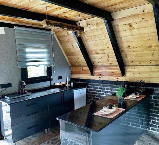 אתר נופש Elmalook Bungalov & Tatil Köyü