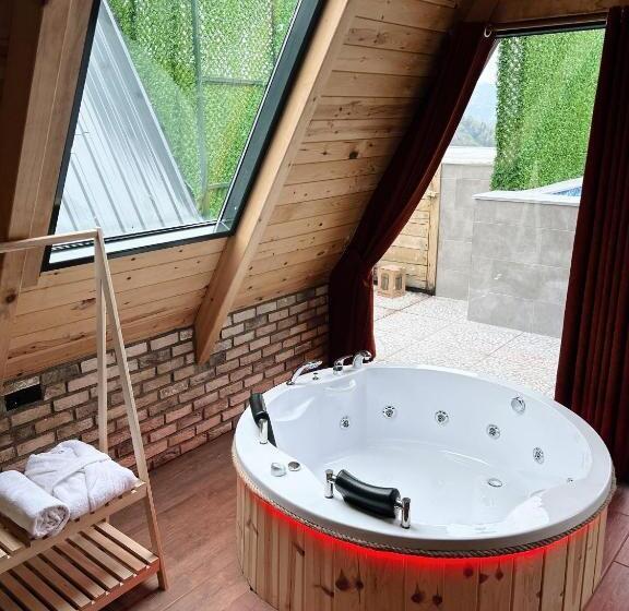 אתר נופש Rizzen Tatil Köyü