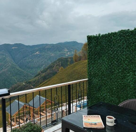 リゾートホテル Rizzen Tatil Köyü