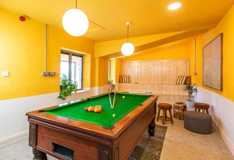 فندق صغير Killary Adventure Company