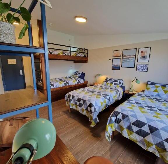 فندق صغير Killary Adventure Company