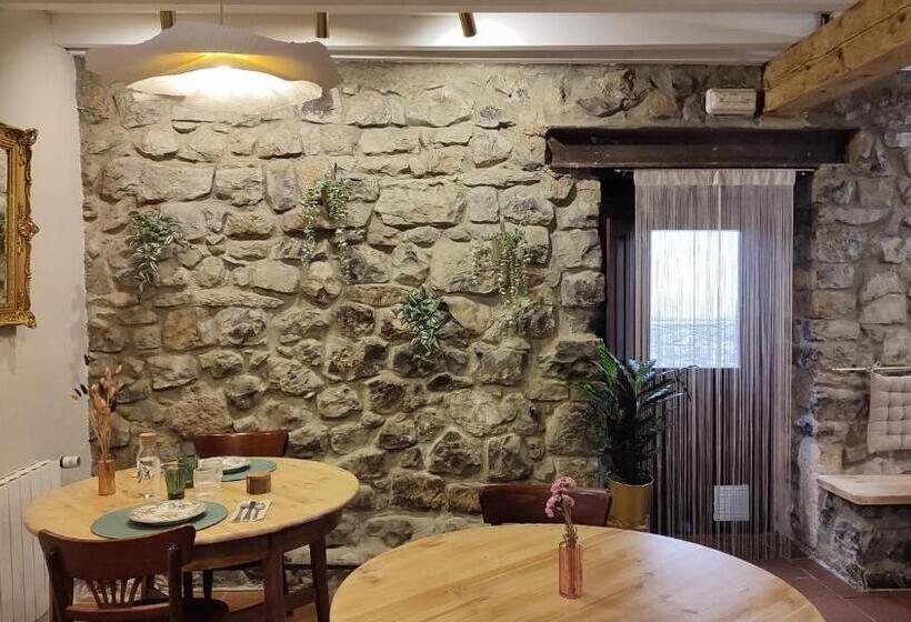 فندق صغير Posada La Dalia