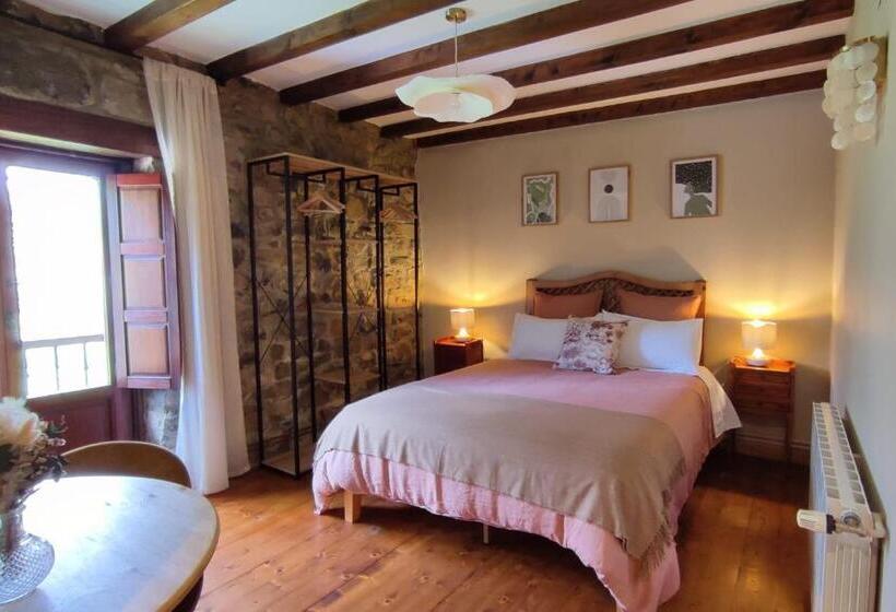فندق صغير Posada La Dalia