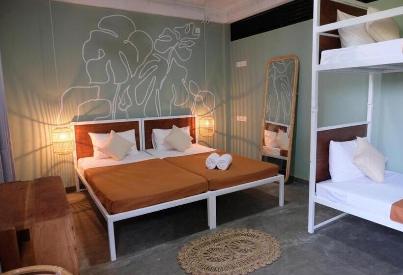 호스텔 Senses Yoga Retreat