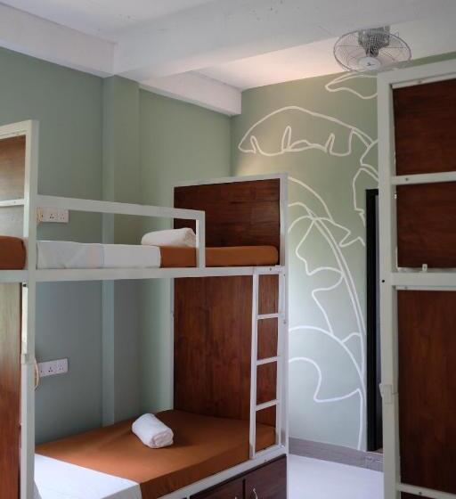 호스텔 Senses Yoga Retreat