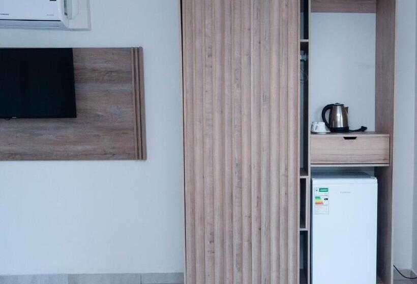 ベッドアンドブレックファースト 129_inharties