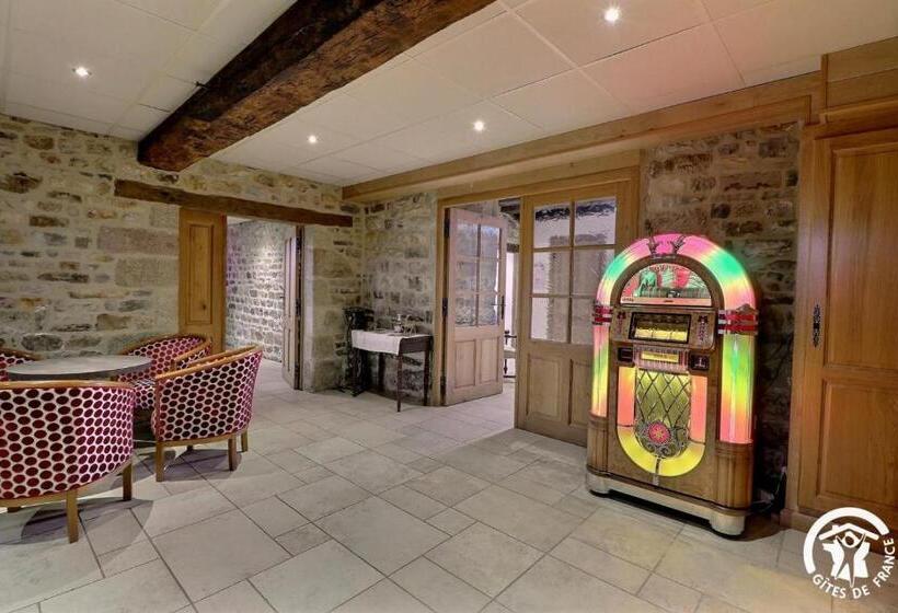 ベッドアンドブレックファースト Chateau De La Giraudais