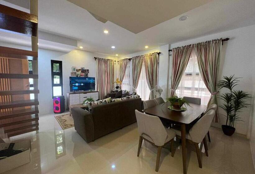 צימר Forest Green Resort