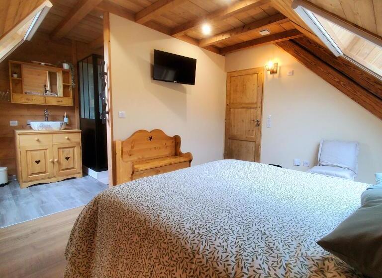 Bed and Breakfast Del Vino Bar à Vin & Guitares