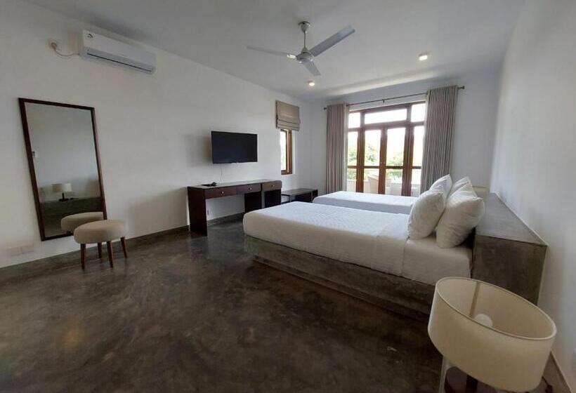 민박 Par 5 Golf Villa